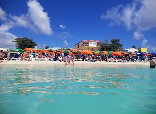 sint-maarten/point-blanche/restaurant/lizzy-s-beach-bar