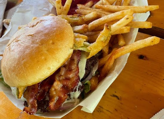 ohio/put-in-bay/restaurant/dandee-s-snack-shack
