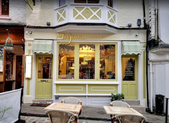united-kingdom/windsor/restaurant/maison-meejana