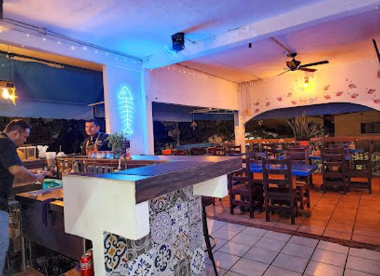 mexico/puerto-vallarta/hotel-zone/restaurant/tuna-azul-zona-romantica