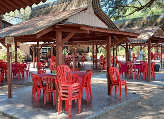 malaysia/west-coast/restaurant/golden-sea-restaurant-morib