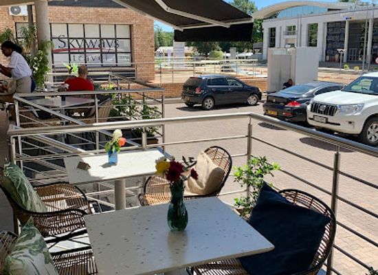 botswana/molepolole/restaurant/the-daily-grind-cafe-kitchen