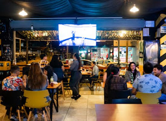 ecuador/macas/restaurant/el-rock-garden