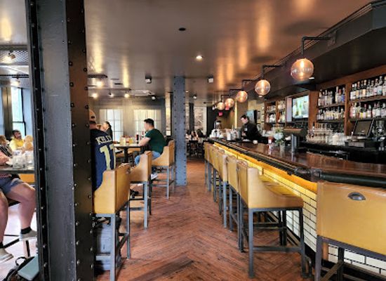 massachusetts/boston/downtown/restaurant/bostonia-public-house