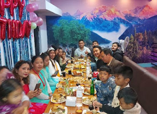 nepal/bagmati-zone/restaurant/creative-burger-pasta-house