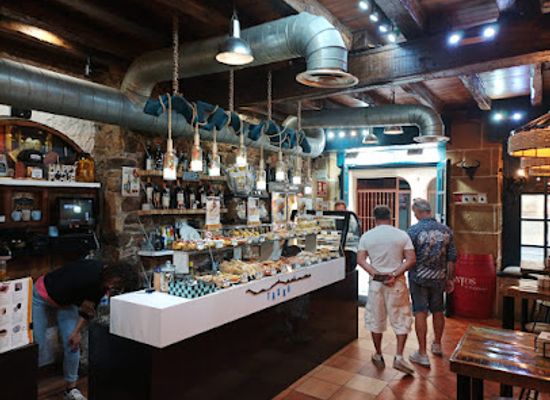 spain/san-sebastian/parte-vieja-old-town/restaurant/donostiarra-taska