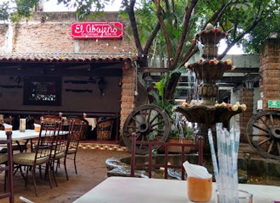 mexico/guadalajara/tlaquepaque-centro/restaurant/el-abajeno-tlaquepaque