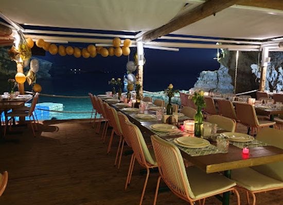 lebanon/tyre-coast/restaurant/fidar-beach-house