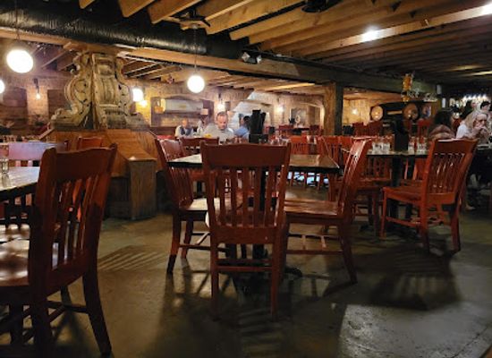 south-carolina/upstate/restaurant/trappe-door