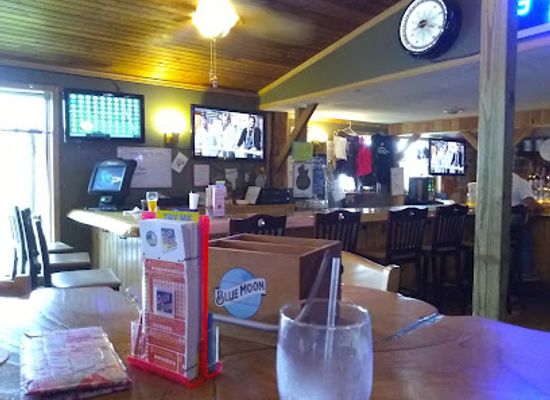 new-york/north-country/restaurant/11-north-bar-grill