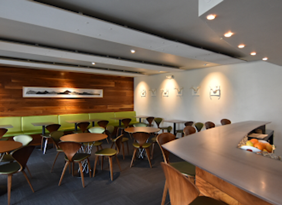 idaho/boise/downtown-boise/restaurant/modern-bar-and-restaurant