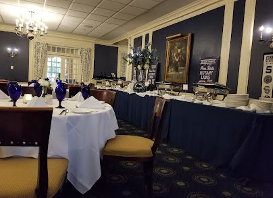 pennsylvania/happy-valley/restaurant/lionne-1855-lounge