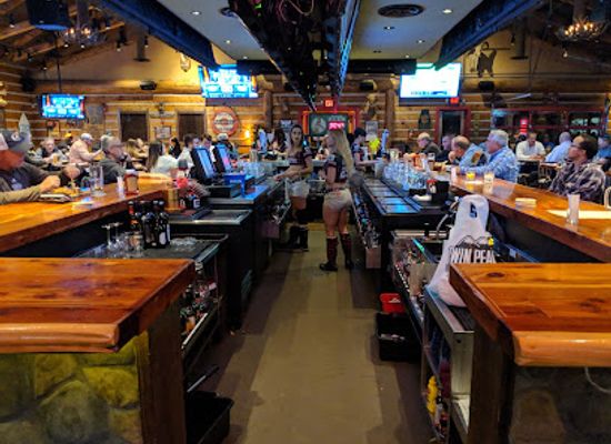 arkansas/pinnacle-mountain-state-park/restaurant/twin-peaks