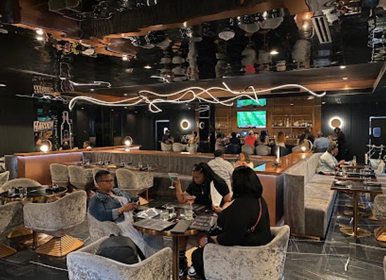texas/houston/midtown/restaurant/thirteen