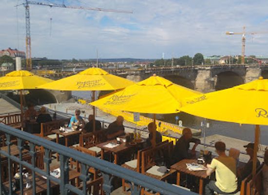germany/dresden/restaurant/restaurant-wohnstube
