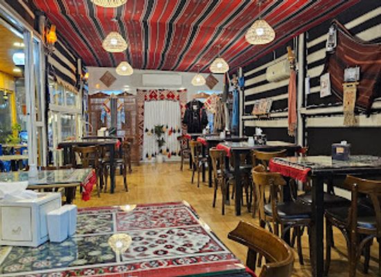 jordan/dana-village/restaurant/sajiat-al-janoob