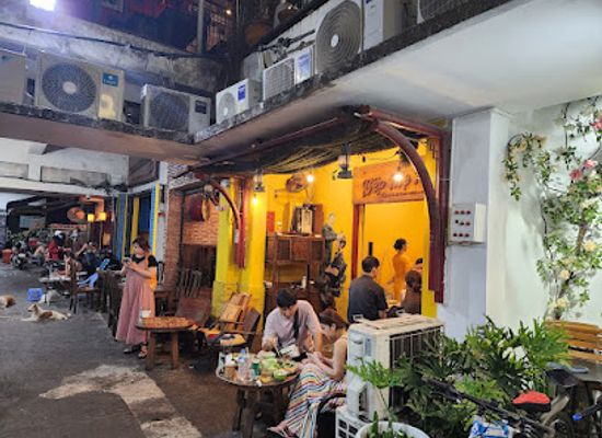 vietnam/ho-chi-minh-city/restaurant/bep-me-in-le-thanh-ton