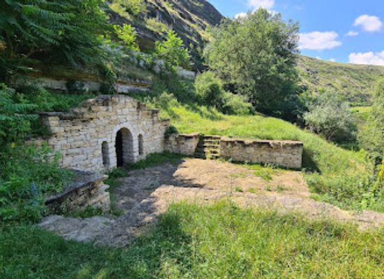moldova/cave-monastery-in-old-orhei/restaurant/old-orhei