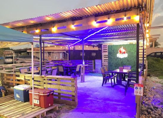 panama/colon/restaurant/bado-bbq-burger