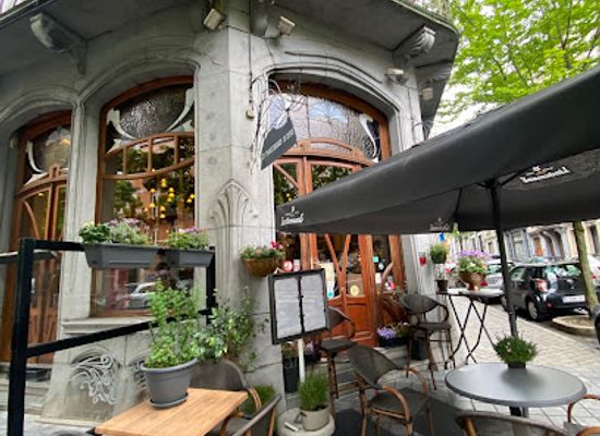 belgium/brussels/saint-gilles/restaurant/la-porteuse-d-eau