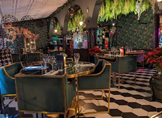 spain/marbella/restaurant/the-playwright-bar-and-restaurant-marbella
