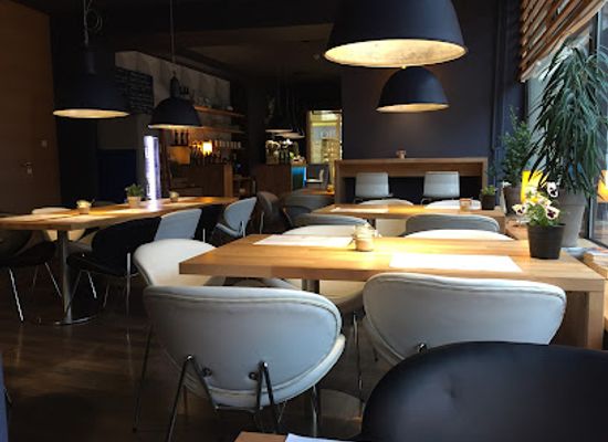 poland/tarnow/restaurant/kurabura-bistro