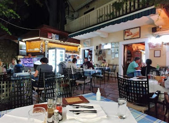 montenegro/ljesanska-nahija/restaurant/tri-lipe