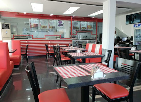 togo/mango/restaurant/le-phenicien