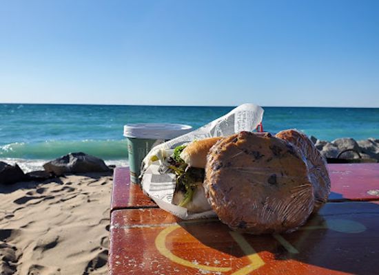 michigan/sleeping-bear-dunes-national-lakeshore/restaurant/shipwreck-cafe