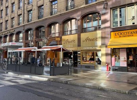 france/rhone-alpes/restaurant/auer