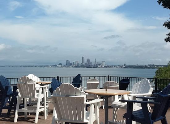 ohio/southeast-ohio/restaurant/pier-w