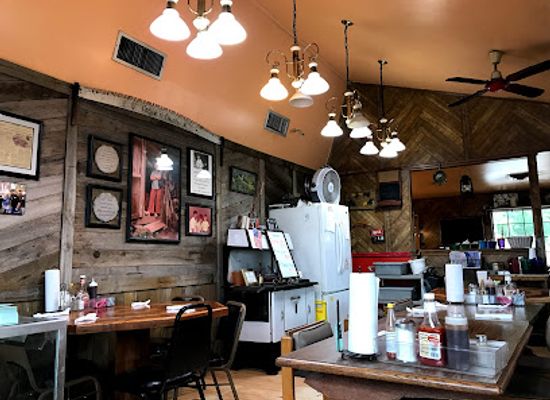 arkansas/delta/restaurant/lackey-s-smoke-house-bbq