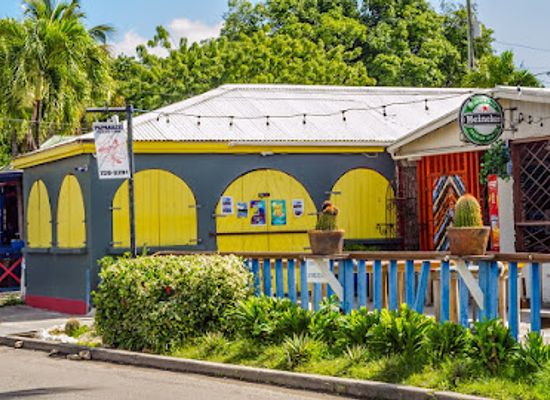 antigua-and-barbuda/english-harbour/restaurant/paparazzi-pizzeria-bar