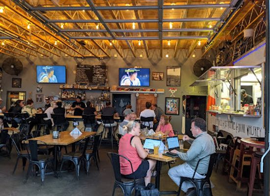 colorado/gunnison/restaurant/the-dive-gunnison