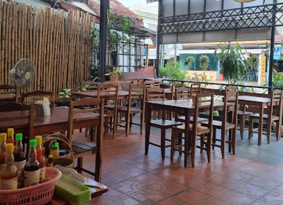 laos/northern-laos/restaurant/vela-cafe-and-restaurant