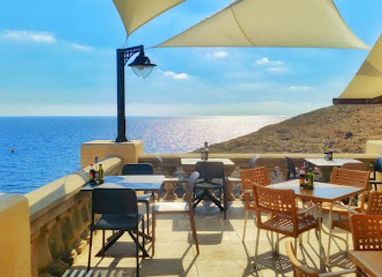 malta/blue-grotto/restaurant/step-in