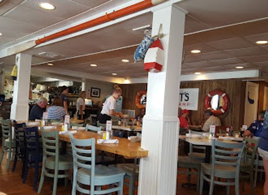delaware/the-coastal-plain/restaurant/matt-s-fish-camp-bethany