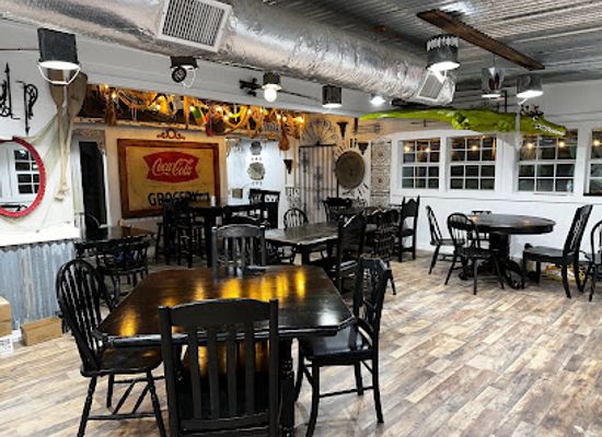 texas/east-texas/restaurant/catch-me-if-you-can-restaurant