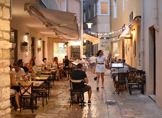 croatia/zadar/restaurant/kapric-restaurant-bar