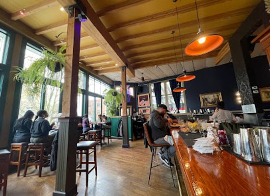 washington/western-washington/restaurant/dreamland-bar-diner