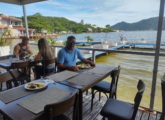 brazil/florianopolis/lagoa-da-conceicao/restaurant/marques-da-lagoa