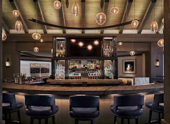 montana/big-sky/restaurant/alpenglow