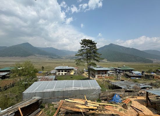 bhutan/phobjikha-valley/restaurant/kuenphen-norbuling-restaurant
