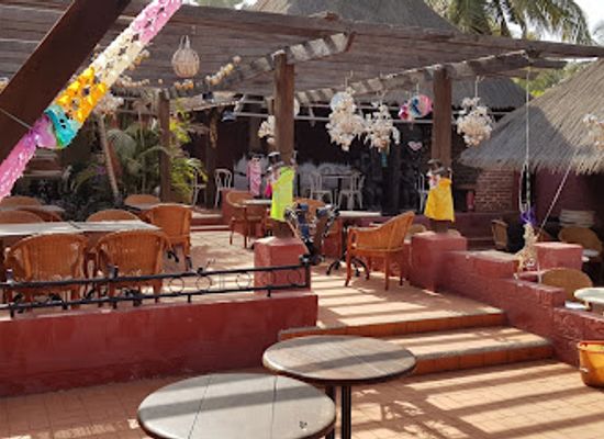 the-gambia/kanifing/restaurant/captain-s-table