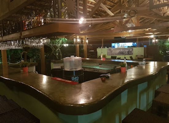 curacao/mambo-beach/restaurant/piazza-curacao