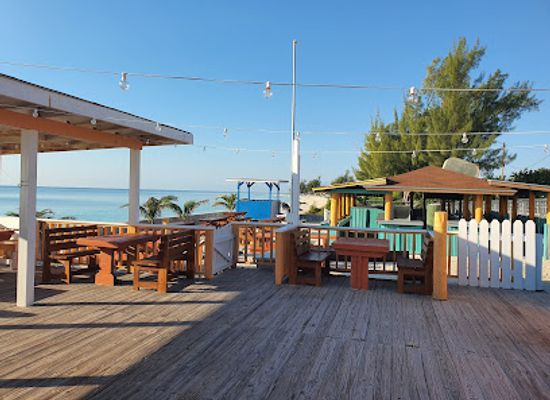 the-bahamas/grand-bahama-island/restaurant/outriggers-beach-club-freeport-bahamas