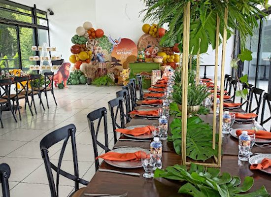 honduras/eastern-plains/restaurant/la-cumbre