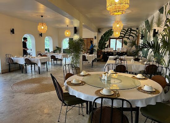tanzania/arusha/restaurant/chinese-whispers