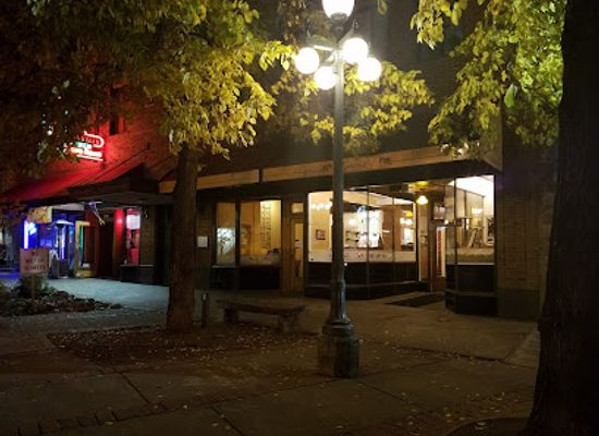 montana/montana-s-russell-country/restaurant/lucca-s