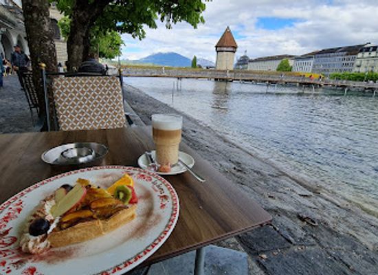 switzerland/lucerne/chapel-bridge/restaurant/restaurant-schiff